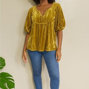 Elegant Gold Women's Top